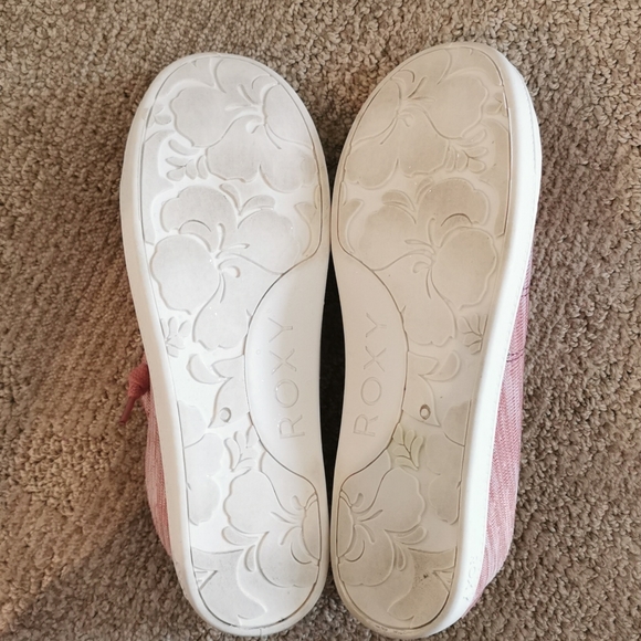 Brand new Roxy bayshore knit sneakers - Picture 3 of 3